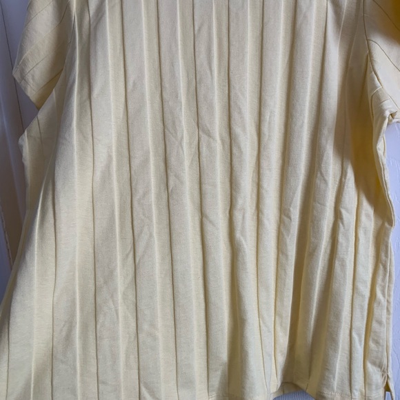 Denim & Co. Women’s Yellow Top size IX - Picture 8 of 13